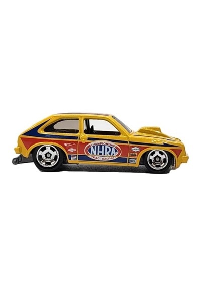 Hot Wheels Tekli Arabalar '76 Chevy Chevette Hyx43