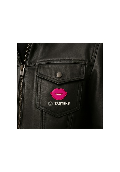Ütülenebilen Veya Sticker Olarak Kullanılabilen Neon Pembe Dudak Patch