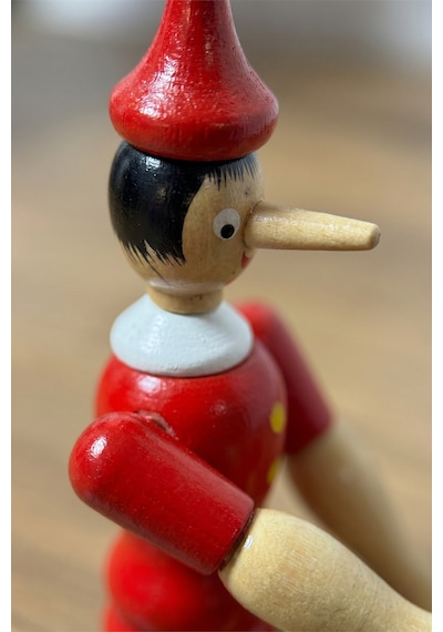 Lastikli Ahşap Pinokyo Figürlü Dekor Orta Boy 20 Cm