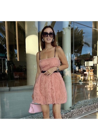 Fashion Cocktail Kumaş Gül Çiçek Kabartmalı İnce Askılı Fermuarlı Tütü Prenses Party Kokteyl Elbisesi Pudra Fashion Cocktail Kumaş Gül Çiçek Kabartmalı İnce Askılı Fermuarlı Tütü Prenses Party Kokteyl Elbisesi Pudra