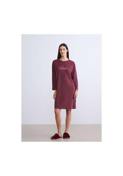 LC Waikiki Alıta Cıty Farkıyla Lcw Dream Bordo Penye Baskılı Uzun Kollu Kadın Gecelik Bordo - 930179656 Bordo LC Waikiki Alıta Cıty Farkıyla Lcw Dream Bordo Penye Baskılı Uzun Kollu Kadın Gecelik Bordo - 930179656 Bordo