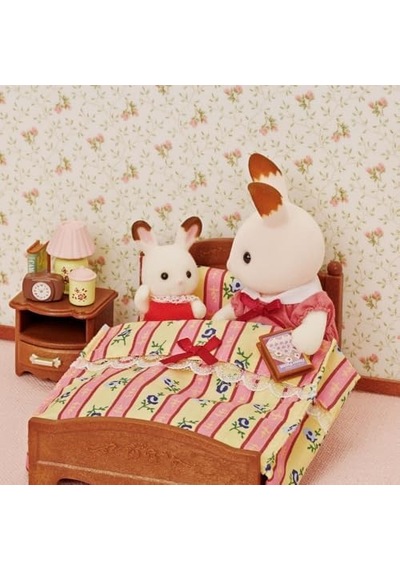 Sylvanian Families 5019 Yarı Çift Kişilik Yatak Oyuncak Bebek Ve Aksesuarlar Abanoz