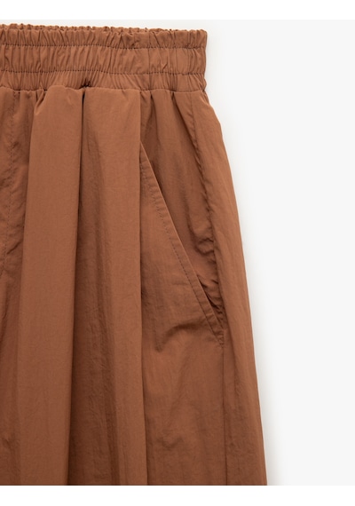 Koton Rahat Kalıp Beli Lastikli Cepli Pileli Paraşüt Pantolon Kahverengi 5sal40108ıw Kahve Koton Rahat Kalıp Beli Lastikli Cepli Pileli Paraşüt Pantolon Kahverengi 5sal40108ıw Kahve