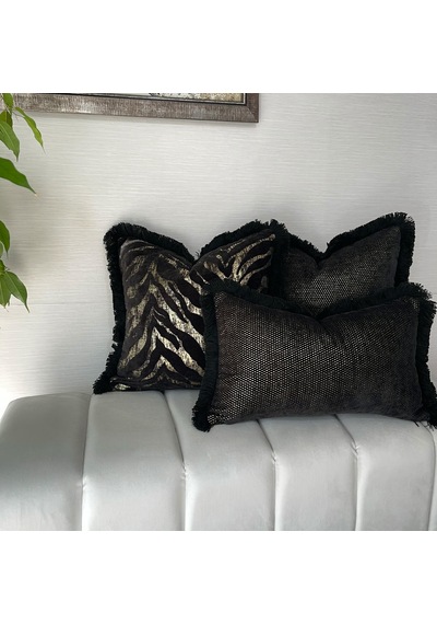"noir Zebra" Püsküllü Kırlent Kılıfı Seti - Gold Gold - Siyah