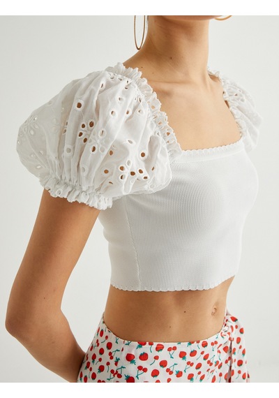 Koton Fisto Balon Kol Crop Bluz Beyaz 4sak30112ht Beyaz