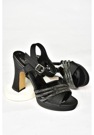 Fox Shoes S246575504 Siyah Kumaş Kalın Topuklu Kadın Abiye Ayakkabı Siyah