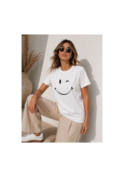 Butik İstanbul Minimal Gülümseyen Yüz Baskılı Tişört Kısa Kol Yazlık T-shirt - Beyaz