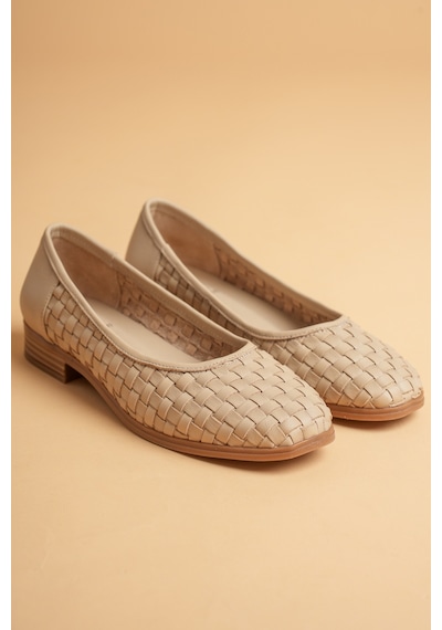 Analin Shoes Kadın Hakiki Deri Örgü Detaylı Babet Bej Analin Shoes Kadın Hakiki Deri Örgü Detaylı Babet Bej