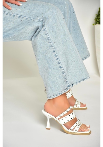 Fox Shoes U518280408 Beyaz Rugan Kalın Topuklu Kadın Terlik Beyaz