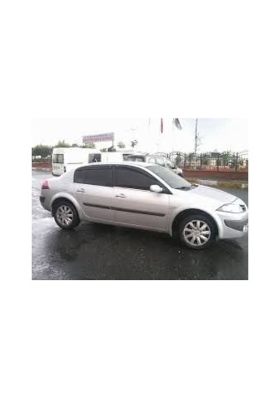 Renault Megane 2 Cam Rüzgarlığı Mugen 4.Lü