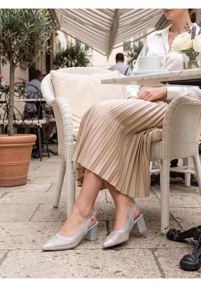 Nesilshoes Nesil Shoes Özma 4045 Gümüş Topuklu A. Açık Kadın Ayakkabı GÜMÜŞ