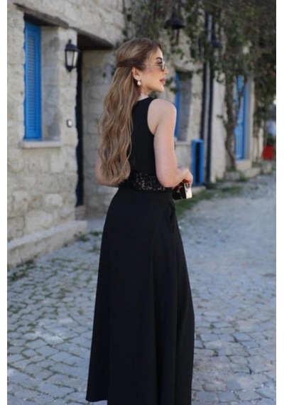 Efnaz Style Kadın Omuzlardan Açık Yakası Açık Beli Dantelli Yırtmaçlı Uzun Janjan Krep Elbise Siyah