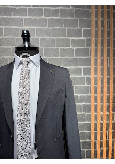 Dupont Classics Dupont Slim Fit Sivri Yaka 6 Drop Çift Yırtmaç Torba Cep Puntolu 2'li Takım Elbise Antrasit - Gri Dupont Classics Dupont Slim Fit Sivri Yaka 6 Drop Çift Yırtmaç Torba Cep Puntolu 2'li Takım Elbise Antrasit - Gri