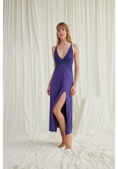 Monamise Kadın Göğüs Ve Sırt Dekolteli Dantelli Yırtmaçlı Gecelik 18568-mor Mor