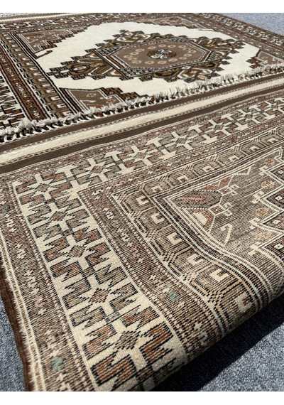 El Dokuma Yörük Halısı 150x240 Krem Kahve 4 M2 %100 Yün Halı Kahverengi - Krem