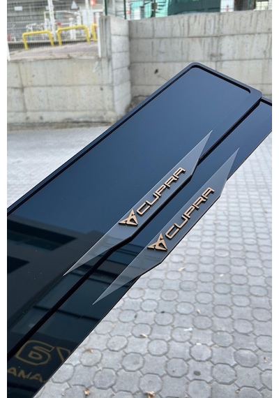 Cupra Özel Plakalık Pleksi