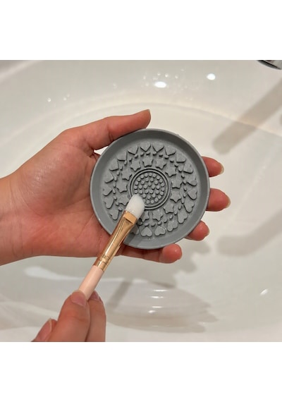 3d Baskı Makyaj Fırçası Temizleme Pedi - Desenli Aparat-gri