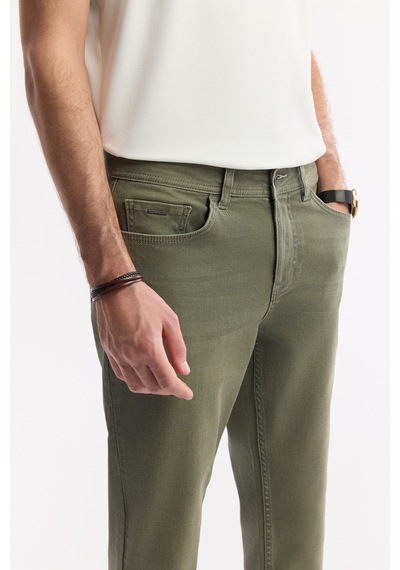 Avva Erkek Haki Klasik Bel Eskitme Yıkamalı Pamuklu Berlin Slim Fit Jean Pantolon B003524 Avva Erkek Haki Klasik Bel Eskitme Yıkamalı Pamuklu Berlin Slim Fit Jean Pantolon B003524