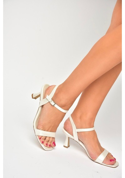 Fox Shoes U569519909 Sedef Alçak Topuklu Kadın Ayakakbı SEDEF