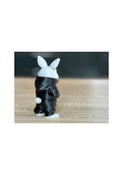 Kapüşonlu Tavşan Figürü 10cm