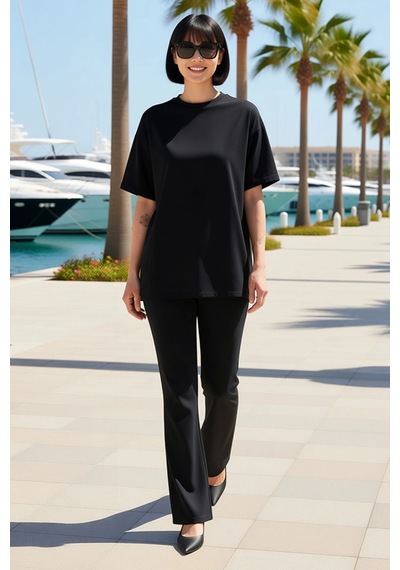 Benerly Kadın Büyük Beden Oversize Bisiklet Yaka İspanyol Paça Flare %100 Siyah Benerly Kadın Büyük Beden Oversize Bisiklet Yaka İspanyol Paça Flare %100 Siyah