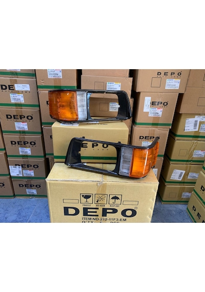 Mitsubishi L300 1987-1997 Arası Depo Sağ Ve Sol Far Çerçeveli Sinyal Lambası Mb527293 / Mb527294