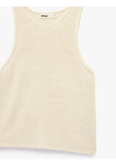 Koton Regular Fit Kolsuz Bisiklet Yaka Triko Atlet Ekru 6sak30039ht