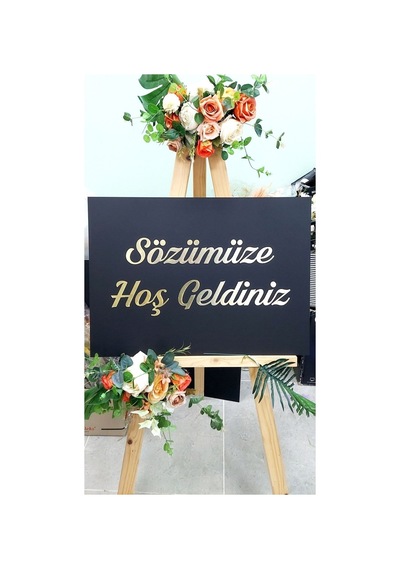 Nişanımıza Hoş Geldiniz Siyah Zemin Gold Pleksi Yazılı Karşılama Panosu Altın - Siyah