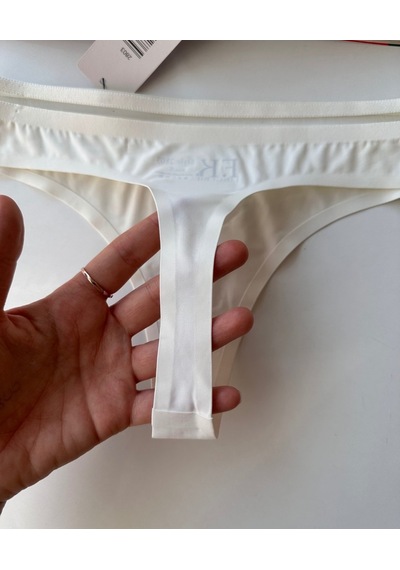 Orijinal Lazer Kesim Spandex Invisible Dikişsiz Transparan Detayl Beyaz
