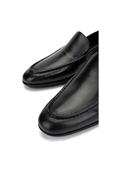Tamer Tanca Erkek Hakiki Deri Siyah Loafer Ayakkabı 374 1900 Erk Ayk Y25 Sıyah Nappa Siyah Deri Tamer Tanca Erkek Hakiki Deri Siyah Loafer Ayakkabı 374 1900 Erk Ayk Y25 Sıyah Nappa Siyah Deri