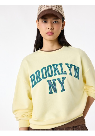 Koton Uzun Kollu Bisiklet Yaka Nakışlı Oversize Sweatshirt Sarı 6sal10415ık Sarı