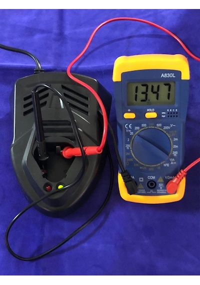 12 V Akülü Matkap Şarj Aleti 100 Adet