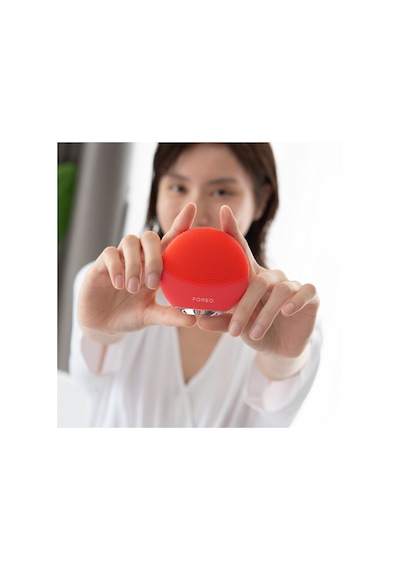 Foreo Luna™ 4 mini Yüz Temizleme Cihazı, Coral
