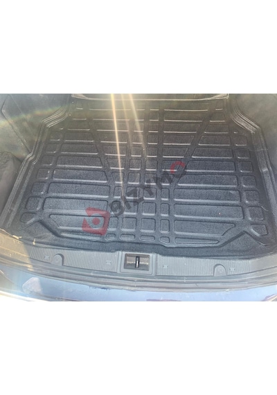 Mercedes C Serisi W203 2000-2007 3D Bagaj Havuzu Bizymo