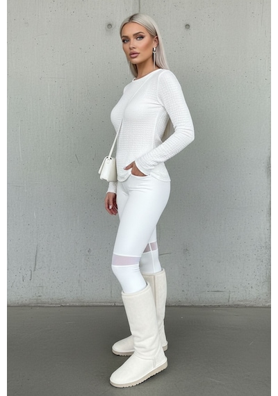 Kadın Beyaz Dokulu Bisiklet Yaka Uzun Kollu Slim Fit Body - Kadın Bluz Krem