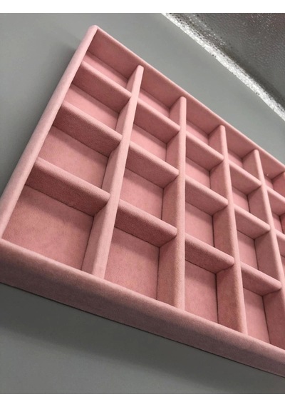 Yerli Mdf Üzerine Kumaş Kaplama Oval Köşeli Süet Pembe 24 Bölmeli Takı Tablası Çok Renkli