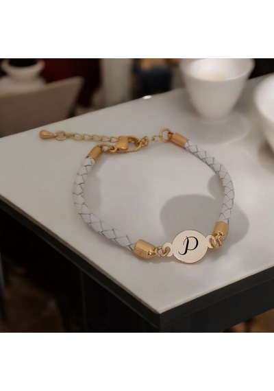 P Harfine Özel Oval Motifli 14 Ayar Altın Plakalı Doğal Beyaz Derili Hediye Bileklik-529harf P