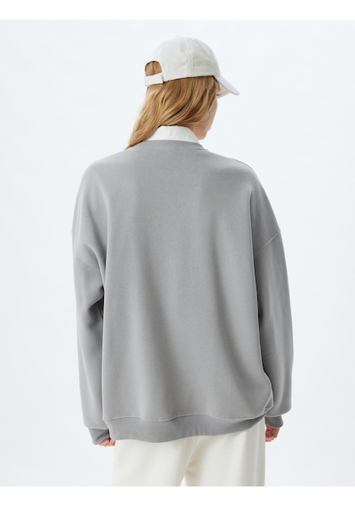 Koton Bisiklet Yaka Sweatshirt Oversize Kolej Baskılı Uzun Kollu Şardonlu Gri 5wal10181ık Gri Koton Bisiklet Yaka Sweatshirt Oversize Kolej Baskılı Uzun Kollu Şardonlu Gri 5wal10181ık Gri