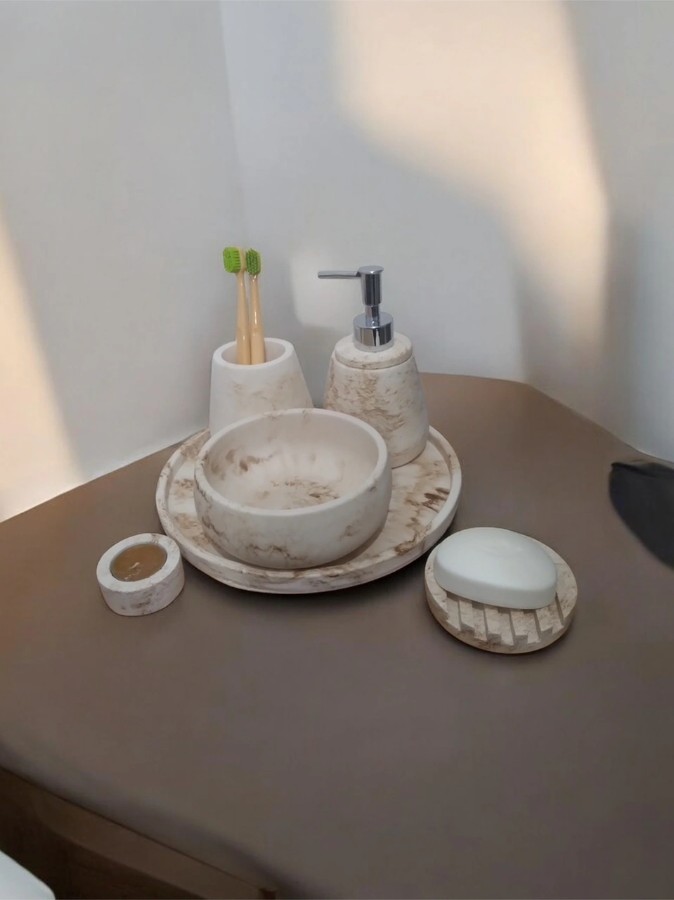 6'lı Mermer Desen Bej Beton Banyo Seti ,sabunluk,diş Fırçalığı,tepsi,mumluk,havluluk, Aksesuar Bej