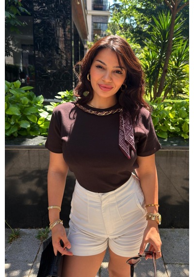 Gigi Wardrobe Mocha Muse Tişört Ekru Ekru