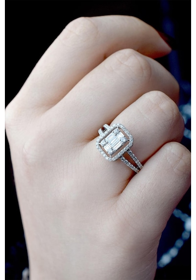0.85 Ct Baget Pırlanta Modern Tasarım Yüzük