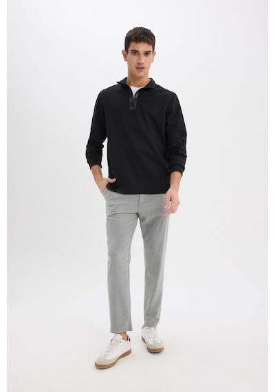 DeFacto Regular Fit Dik Yaka Yarım Fermuarlı Basic Düz Sweatshirt D7226AX25SPBK81