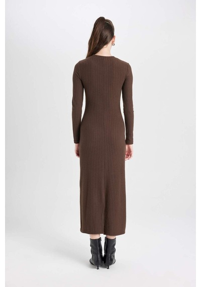 Defacto Bodycon Vücudu Saran Bisiklet Yaka Basic Düz Kaşkorse Uzun Kollu Maxi Elbise D3373AX24WNBN322 Kahve