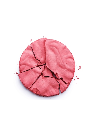 Revolution Reloaded Blush Rose Kiss
