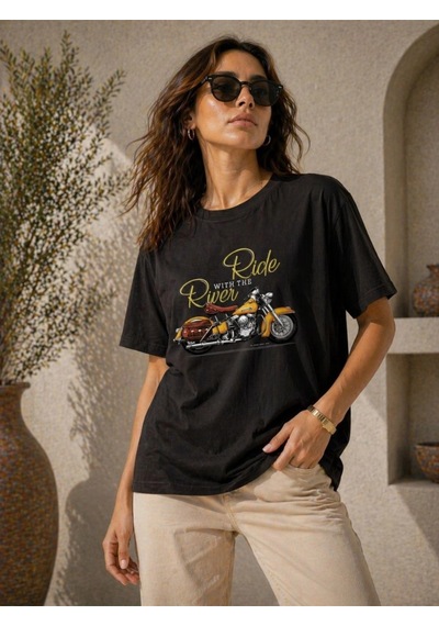 Wear Vexel Kadın Motosiklet Baskılı Tişört Bisiklet Yaka Kısa Kol Yazlık T-shirt - Siyah Çok Renkli Wear Vexel Kadın Motosiklet Baskılı Tişört Bisiklet Yaka Kısa Kol Yazlık T-shirt - Siyah Çok Renkli