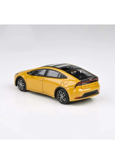 1:64 2023 Toyota Prius Maximum Yellow