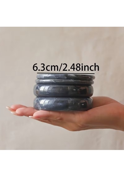 Siyah Renk Şık Ve Parlak 63 Mm Ölçü 4'lü Reçine Bileklik Seti Doğal Desenler Ve Şık Kombinasyonlar Siyah