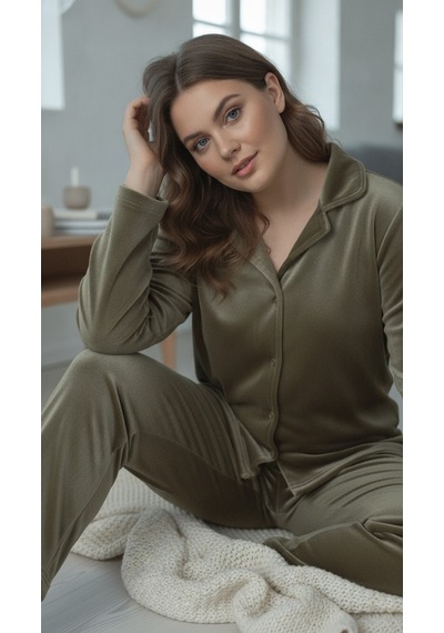 Estiva Kadın Önden Düğmeli Büyük Beden Kadife Pijama Takımı Haki
