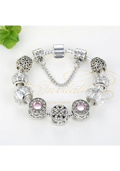 Kadın Pembe Gümüş Ahşap Kutuda Yeni Tarz Pink Crystal Charmlı Bileklik Pembe Pembe