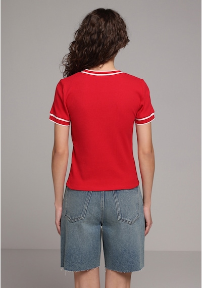 Colin's Colins Slim Fit Yuvarlak Yaka Düz Kadın Kirmizi Kısa Kol Tişört Cl1080063 Q1.v2 Red Kırmızı Colin's Colins Slim Fit Yuvarlak Yaka Düz Kadın Kirmizi Kısa Kol Tişört Cl1080063 Q1.v2 Red Kırmızı
